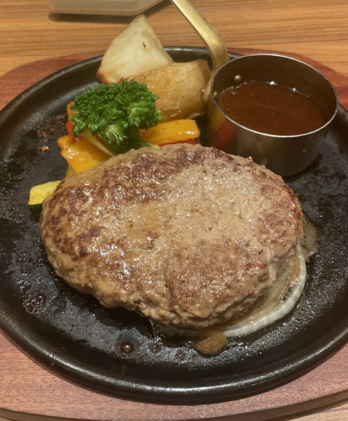 合挽ハンバーグデミグラスソース グリル&バール