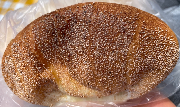 塩バターアンパン ベーカリーポポー