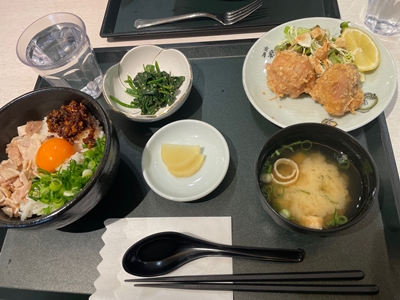 焼き豚へそ丼ランチ 道の駅福富リッシュキッチン